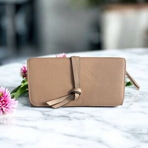 EXCELLENT Chloe’ Calfskin Alphabet Long Wallet with Dusty and Gift